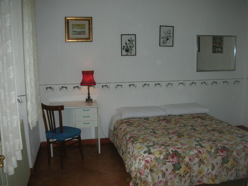 Podere Le Chiuse Sovana Habitación foto