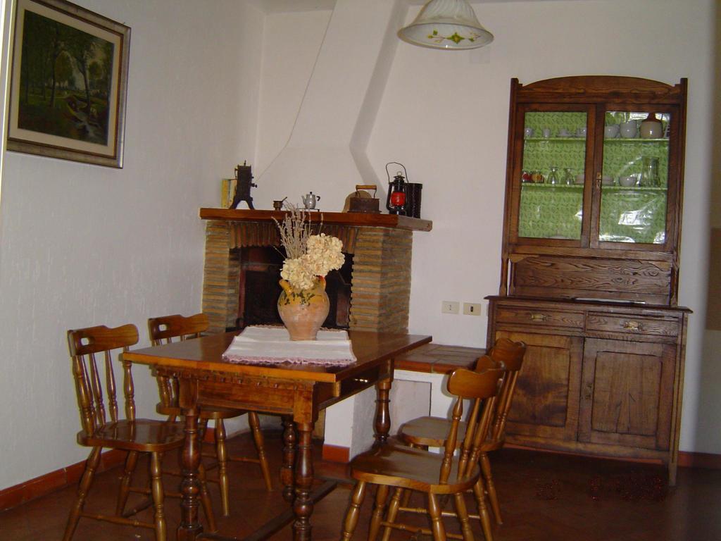 Podere Le Chiuse Sovana Habitación foto
